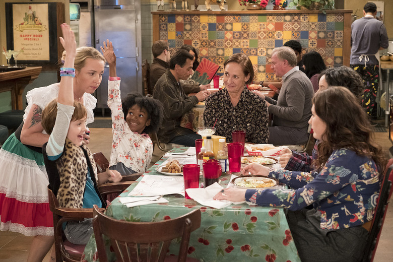 Roseanne Season 10 Episode 8