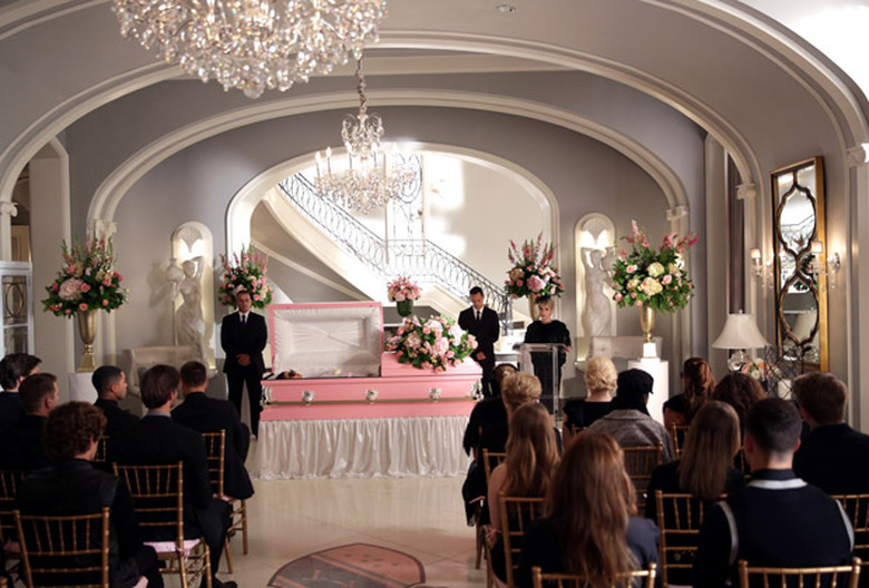 scream-queens-107-12