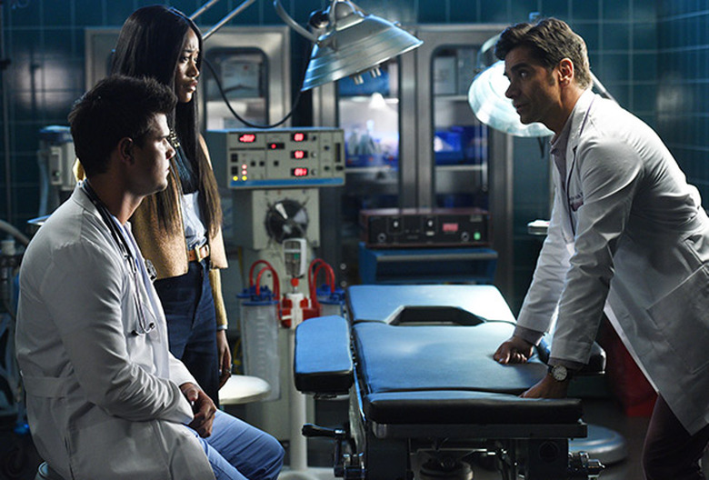 scream-queens-201-11