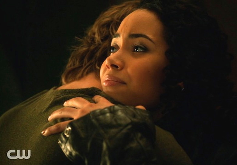 the-tomorrow-people-astrid-john