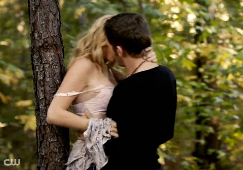klaus-caroline-sex-vampire-diaries