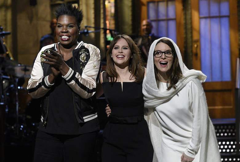 SNL 42x11 - Felicity Jones