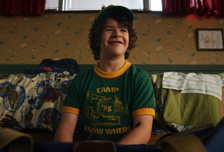 stranger things season 3 photos