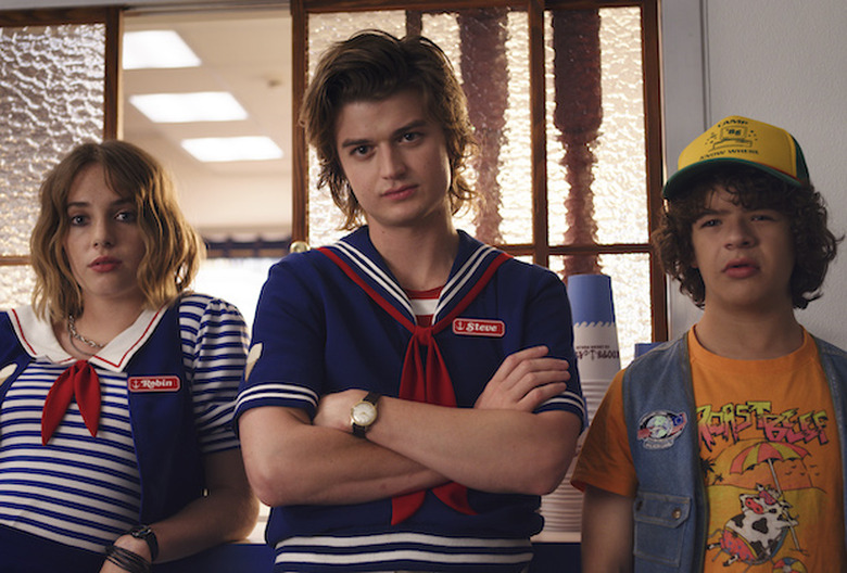 stranger things season 3 photos