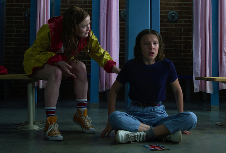 stranger things season 3 photos