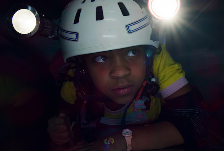 stranger things season 3 photos