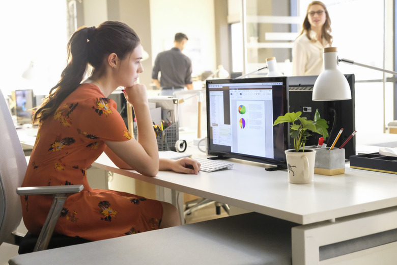 Supergirl Season 4 Photos