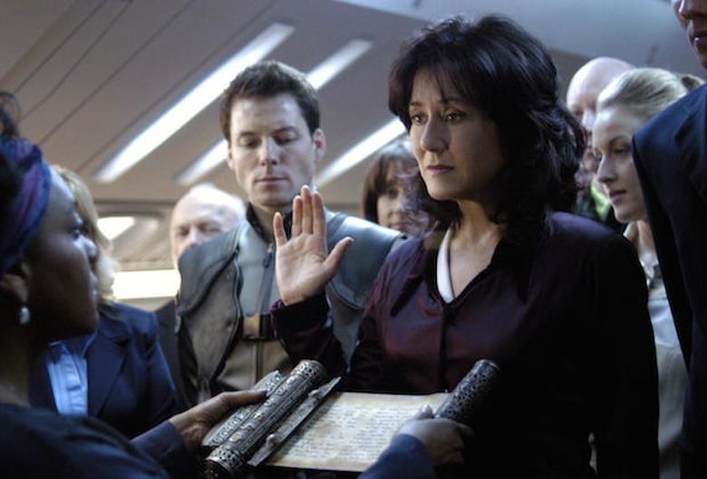 LAURA ROSLIN, BATTLESTAR GALACTICA