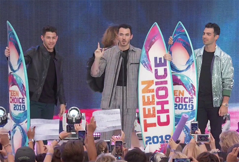 teen-choice-awards-2019-jonas-brothers