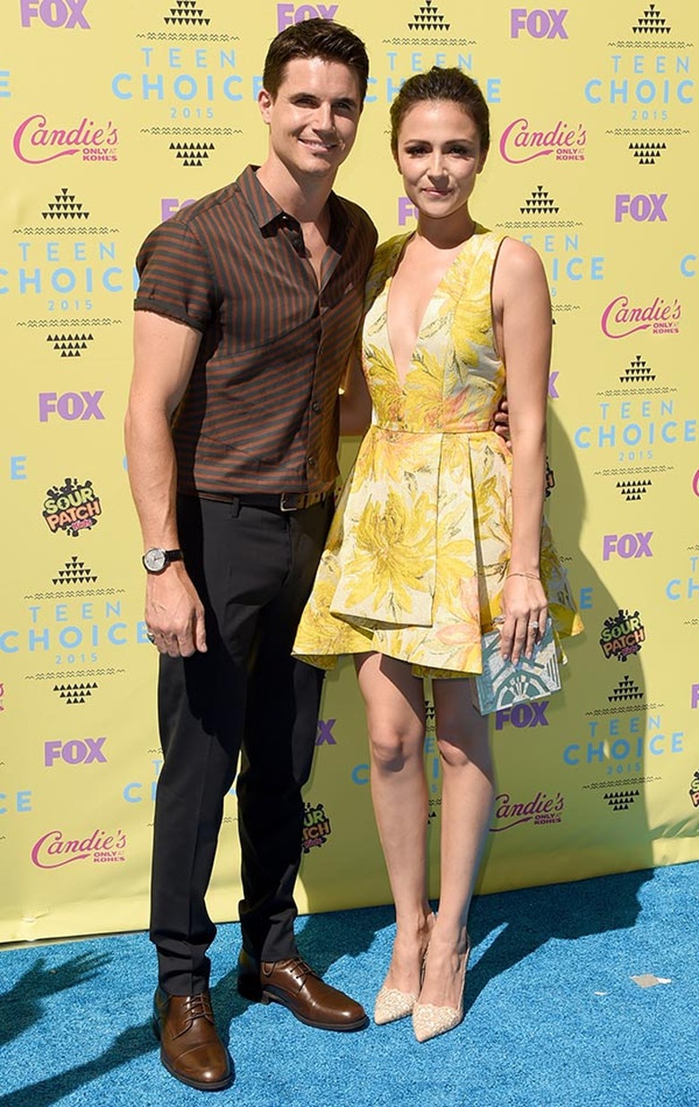 teen-choice-robbie-italia