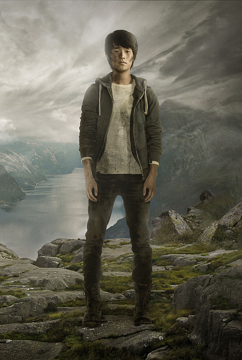 the-100-season-2-cast-photos (4)