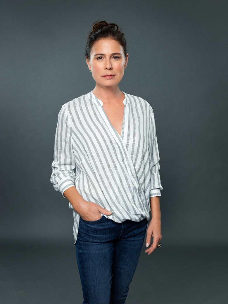 Maura Tierney - Helen