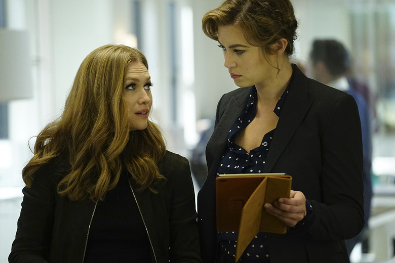 MIREILLE ENOS, ELVY YOST