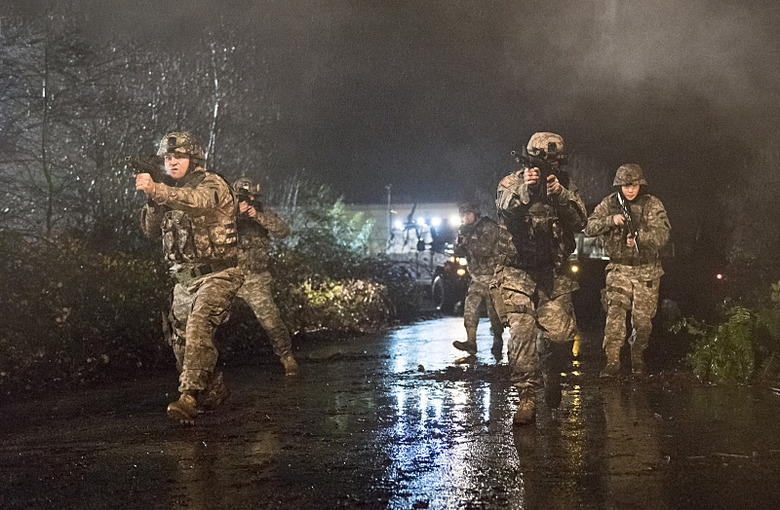 the-flash-season-1-photos (13)