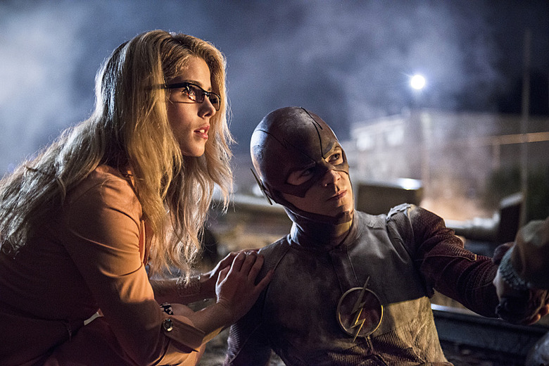 the-flash-season-1-photos-felicity (12)