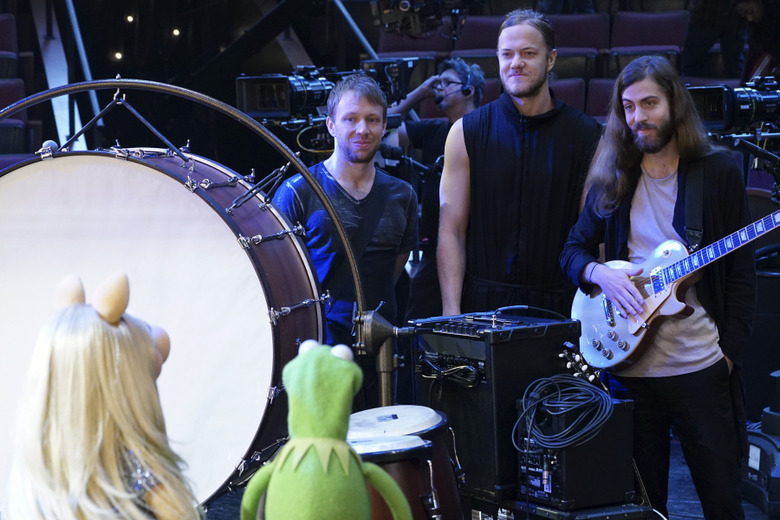 MISS PIGGY, KERMIT THE FROG, IMAGINE DRAGONS