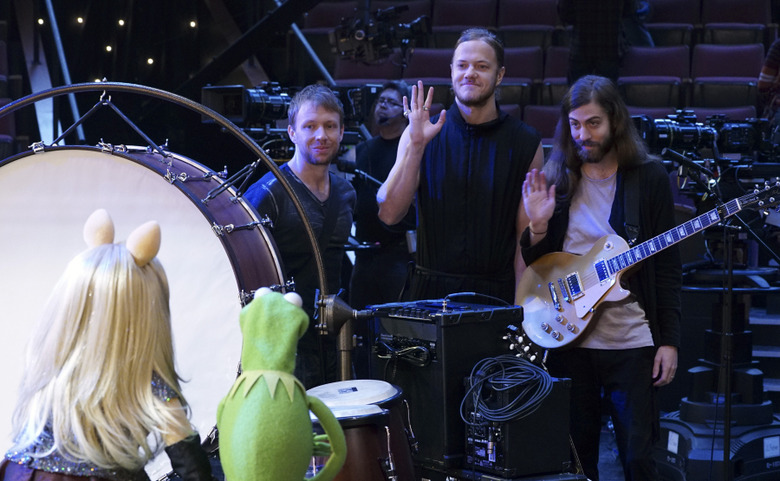 MISS PIGGY, KERMIT THE FROG, IMAGINE DRAGONS