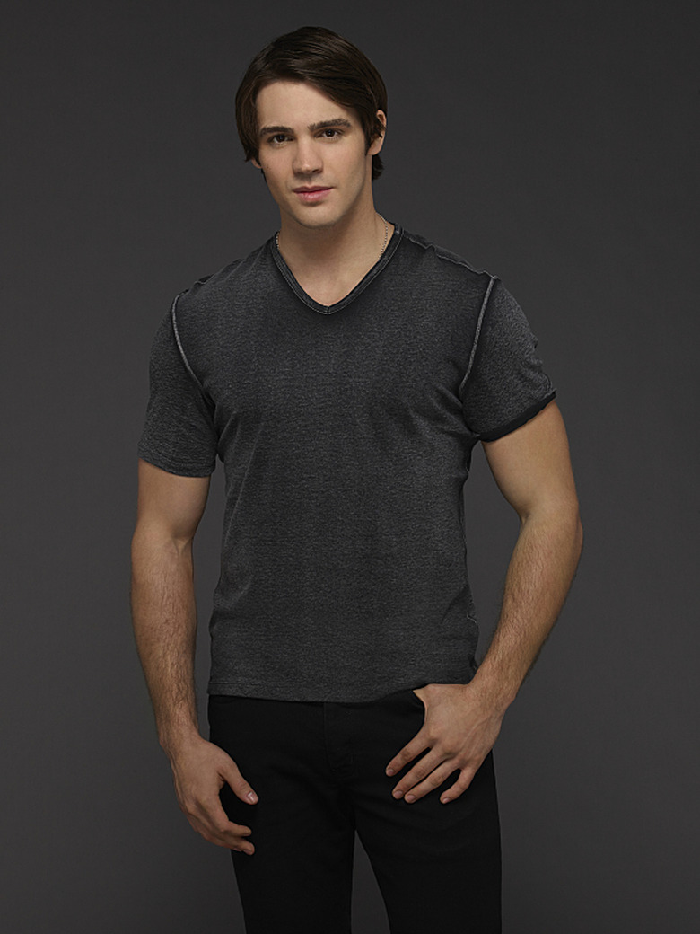 vampire-diaries-season-6-cast-photos (8)