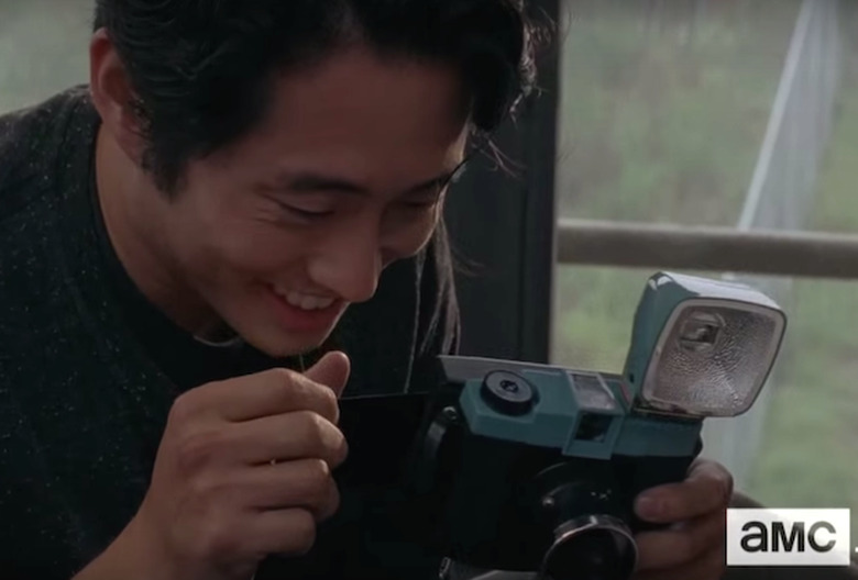 the walking dead 15 most memorable glenn moments