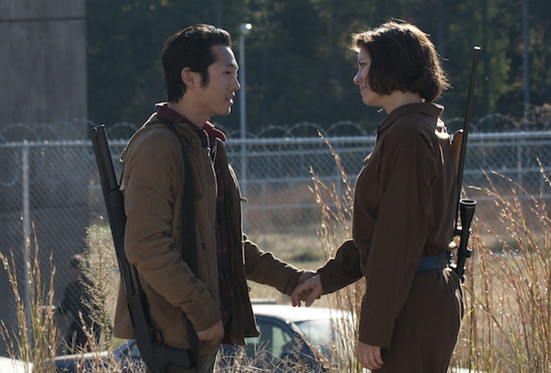 the walking dead 15 most memorable glenn moments