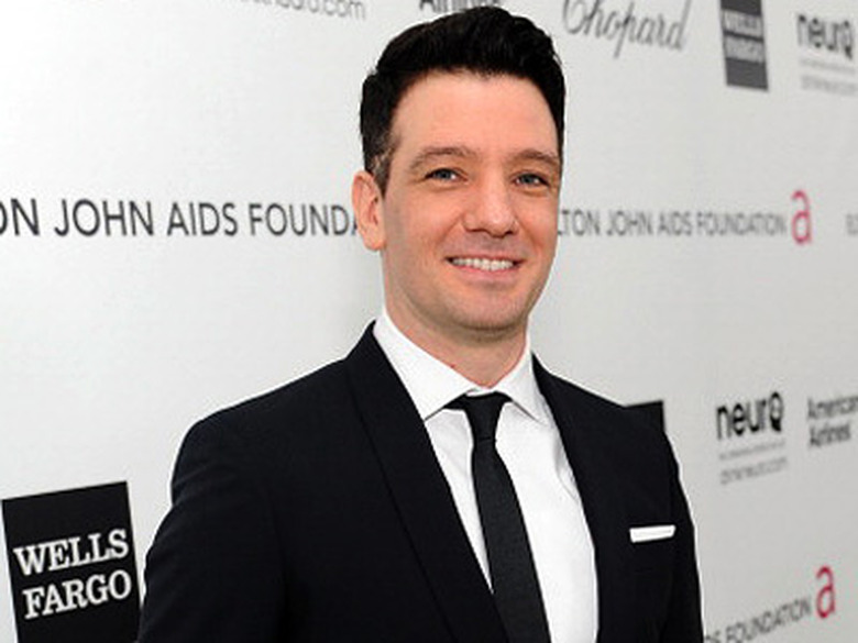 gal_gty140024842-chasez-attends-chopard-at-20th-annual-elton