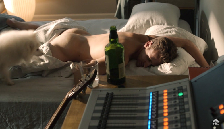 this-is-us-baby-jack-flash-forward-clues-theories-season-4-photos