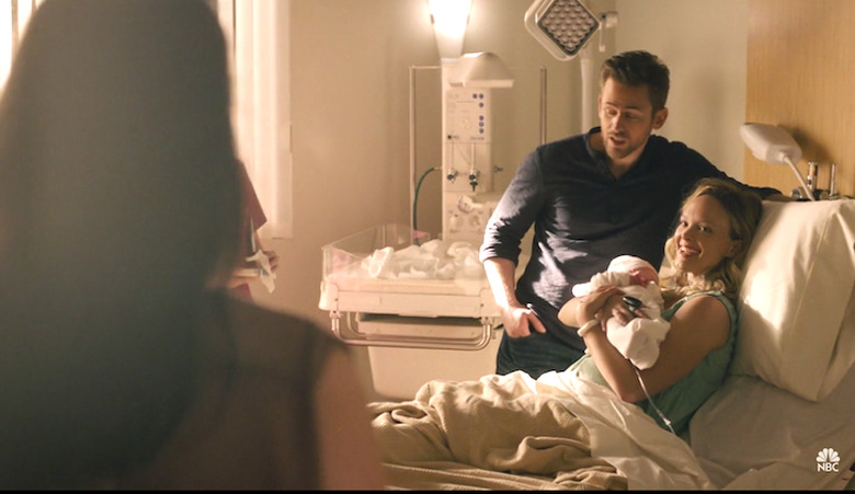 this-is-us-baby-jack-flash-forward-clues-theories-season-4-photos
