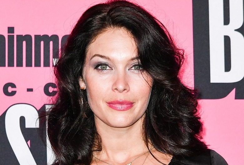 Alaina Huffman The 100