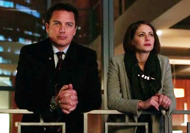 tv-dads-arrow