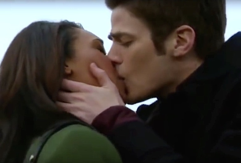 flash-iris-kiss-omg-moments
