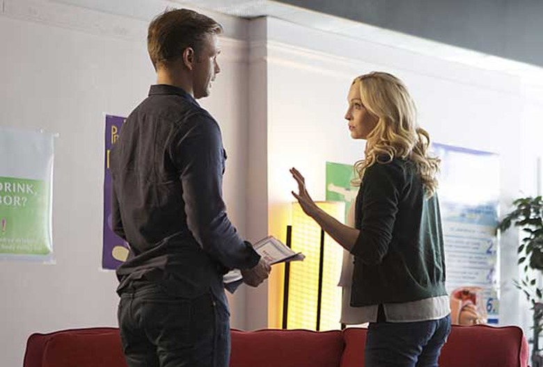 the-vampire-diaries-caroline-pregnant