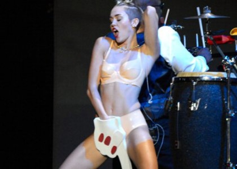 35-worst-awards-show-moment