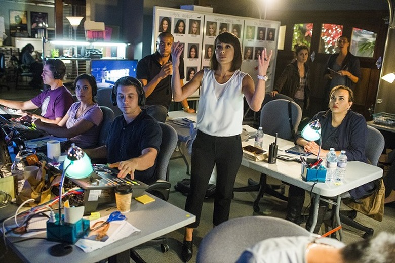 unreal-season-1-photos (17)