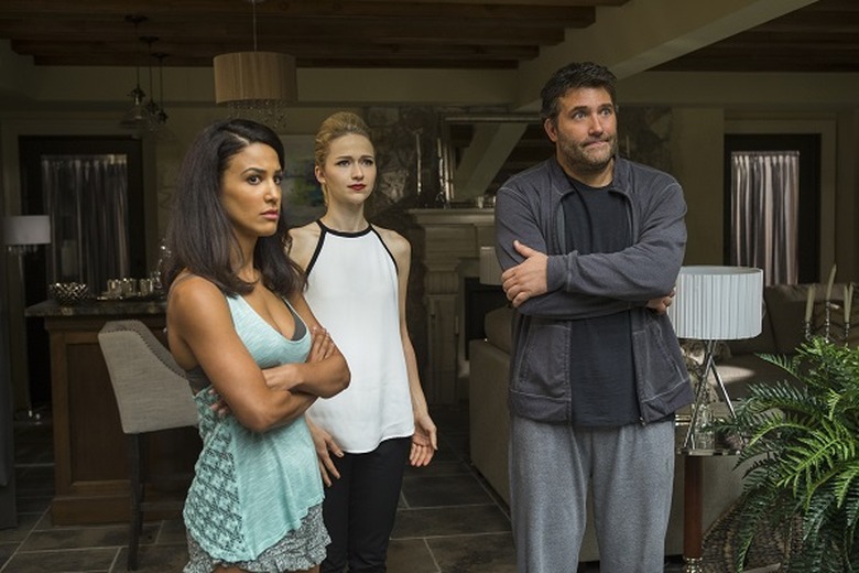 unreal-season-1-photos (2)