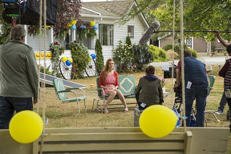 unreal-season-1-photos (4)