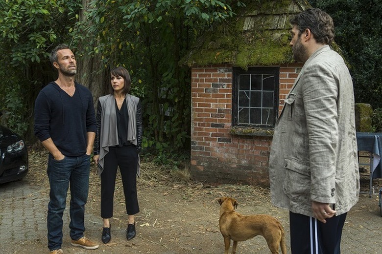 unreal-season-1-photos (6)