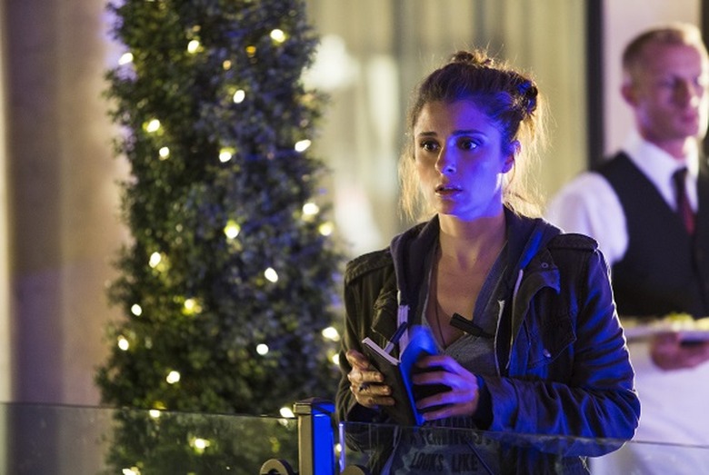 unreal-season-1-photos (7)