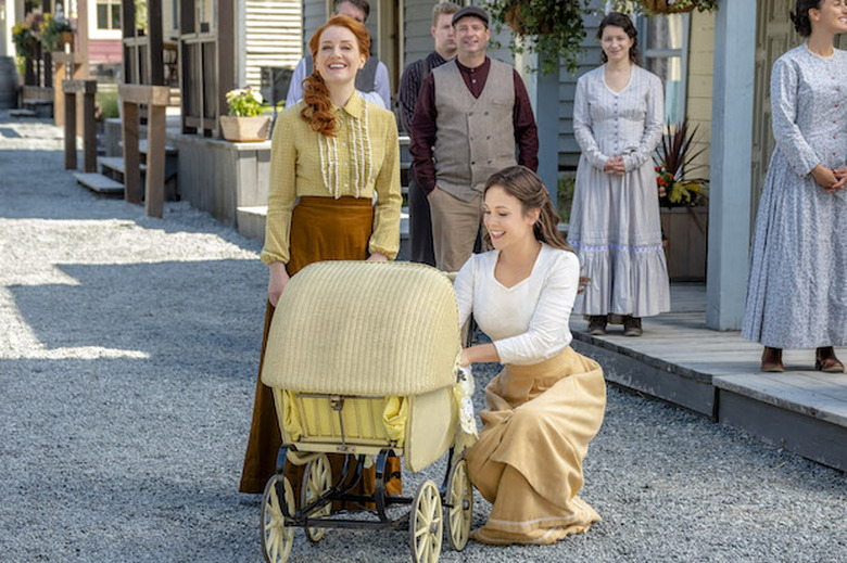 When Calls the Heart Season 6 Hallmark Channel