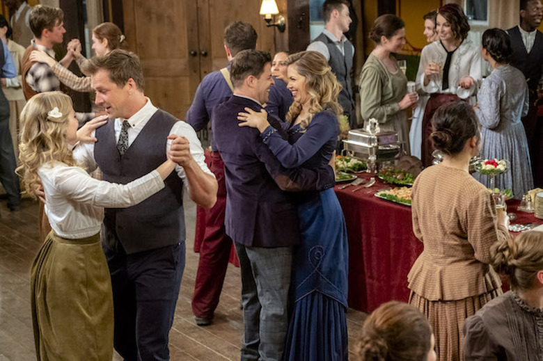 When Calls the Heart Season 6 Hallmark Channel