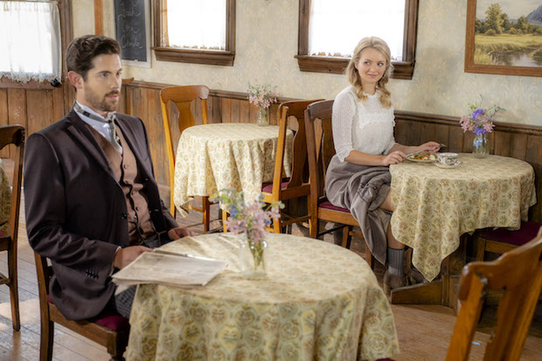 When Calls the Heart Season 6 Hallmark Channel