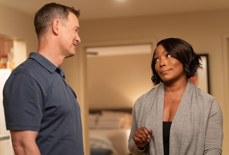 911 Bobby Returning Season 9 Peter Krause Angela Bassett