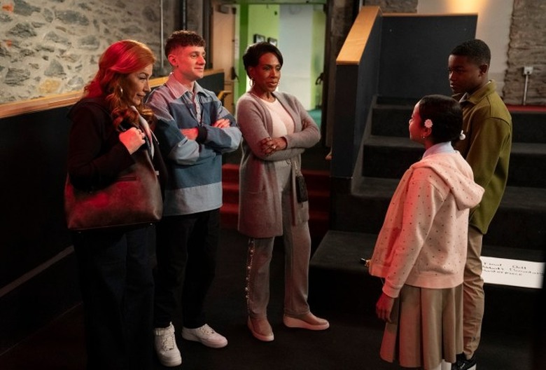 LISA ANN WALTER, CHRIS PERFETTI, SHERYL LEE RALPH, NOLA EPPS, LOGAN CARTER