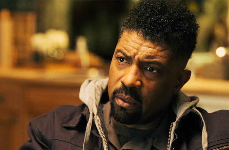 Deon Cole in 'Average Joe'
