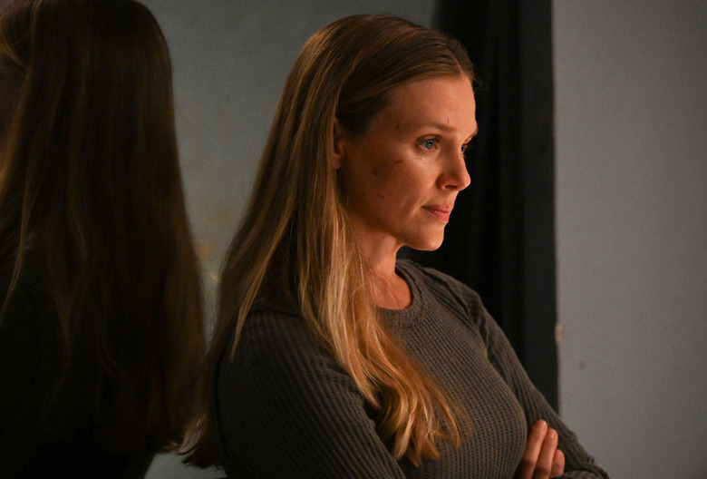 Tracy Spiridakos in Chicago P.D.