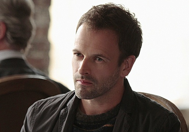 Elementary Jonny Lee Miller