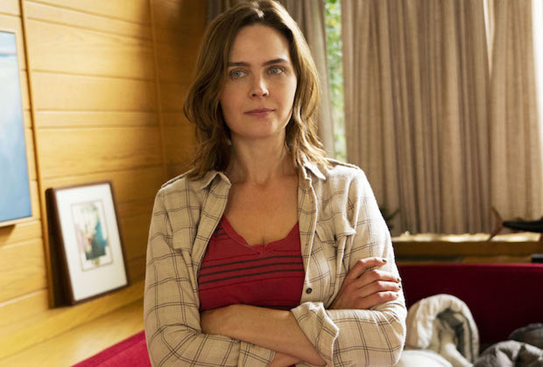 emily deshanel animal kingdom season 4 interview