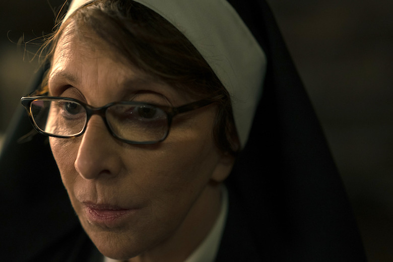 evil-sister-andrea-martin-interview-season-3-trial