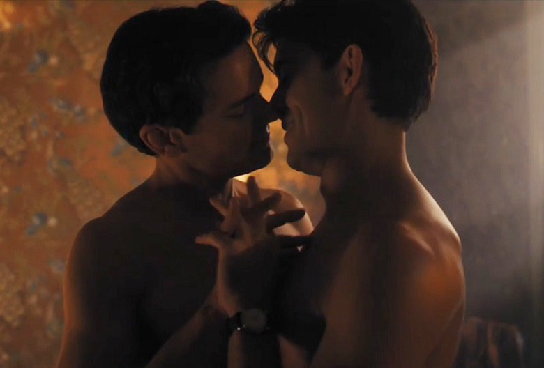fellow-travelers-nude-slow-dance2