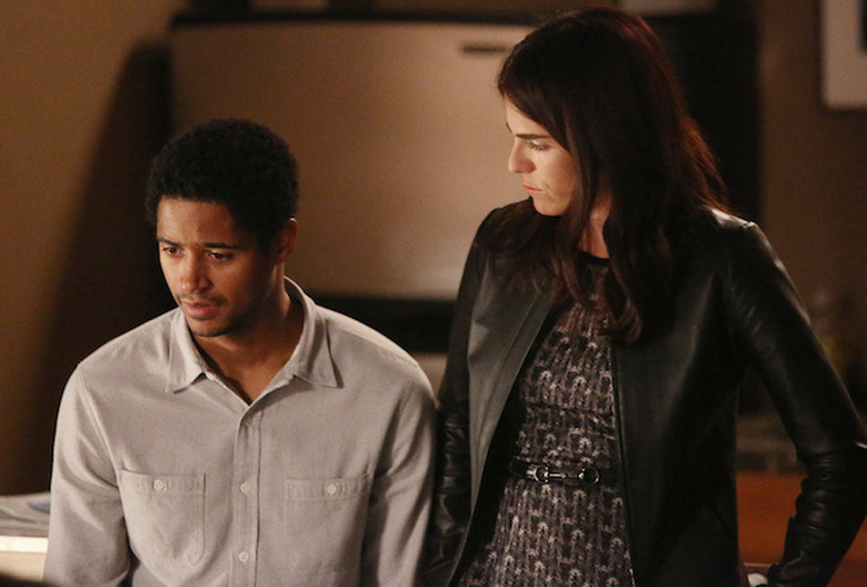 ALFRED ENOCH, KARLA SOUZA