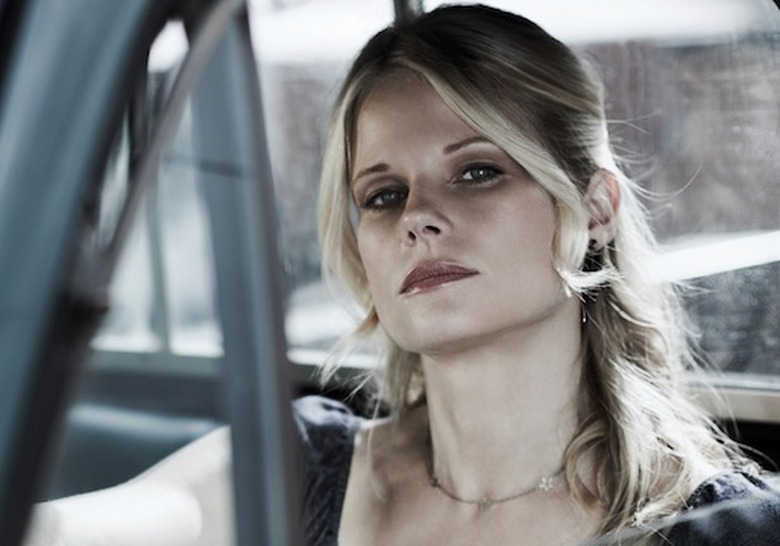 JUSTIFIED: Joelle Carter.  CR: Frank Ockenfels III / FX